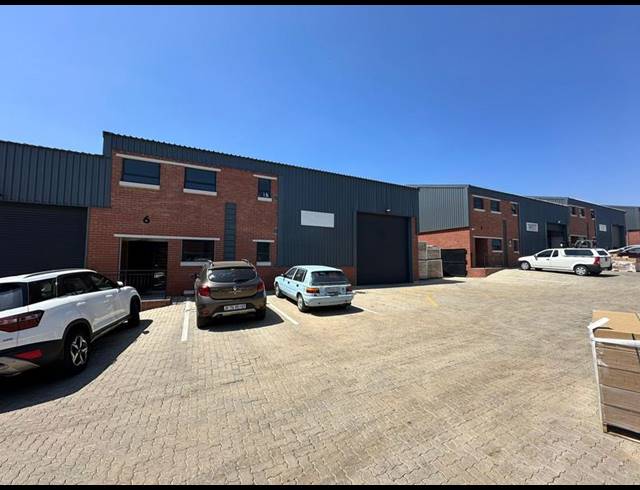 INDUSTRIAL PROPERTY TO RENT IN HALFWAY HOUSE